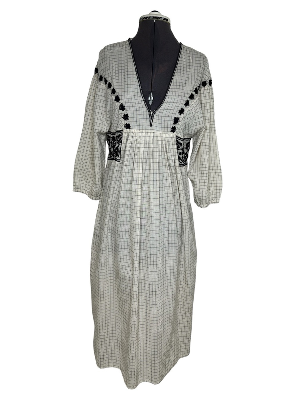 Zara Lightweight Cotton Ivory Black Deep V Embroidered Pockets Boho Midi Dress M